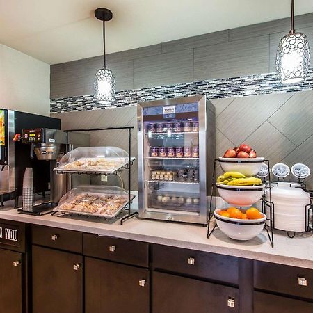 Comfort Inn & Suites Куквілл Екстер'єр фото