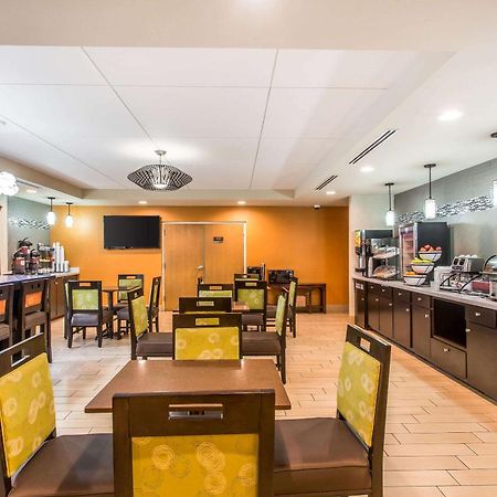 Comfort Inn & Suites Куквілл Екстер'єр фото