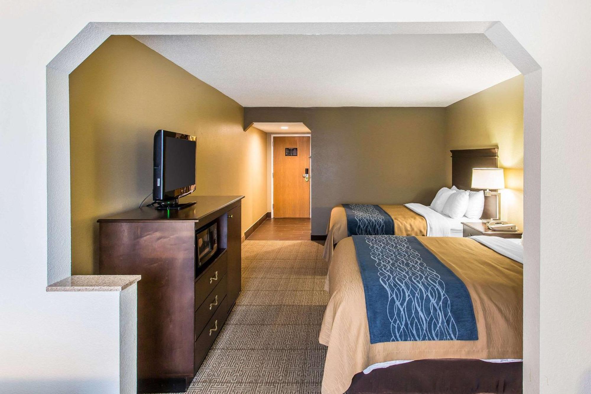 Comfort Inn & Suites Куквілл Екстер'єр фото