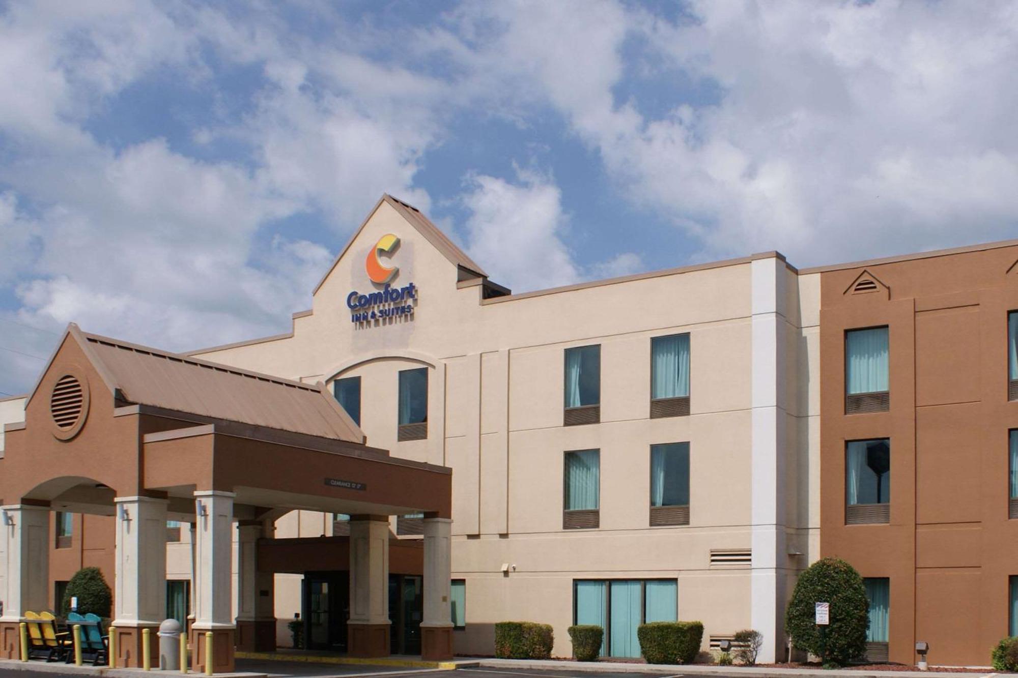 Comfort Inn & Suites Куквілл Екстер'єр фото