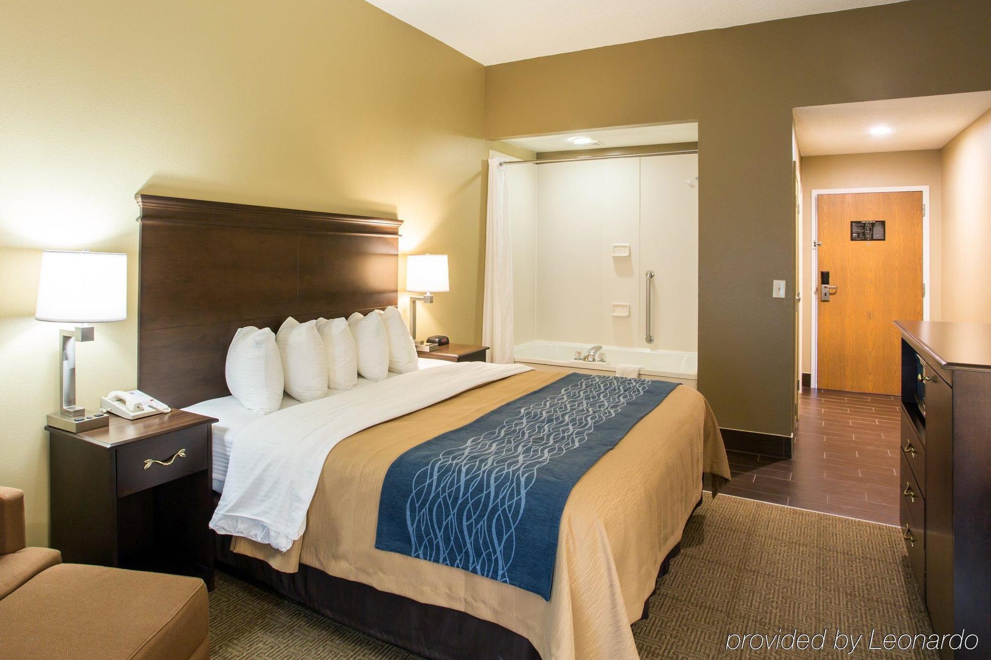 Comfort Inn & Suites Куквілл Екстер'єр фото