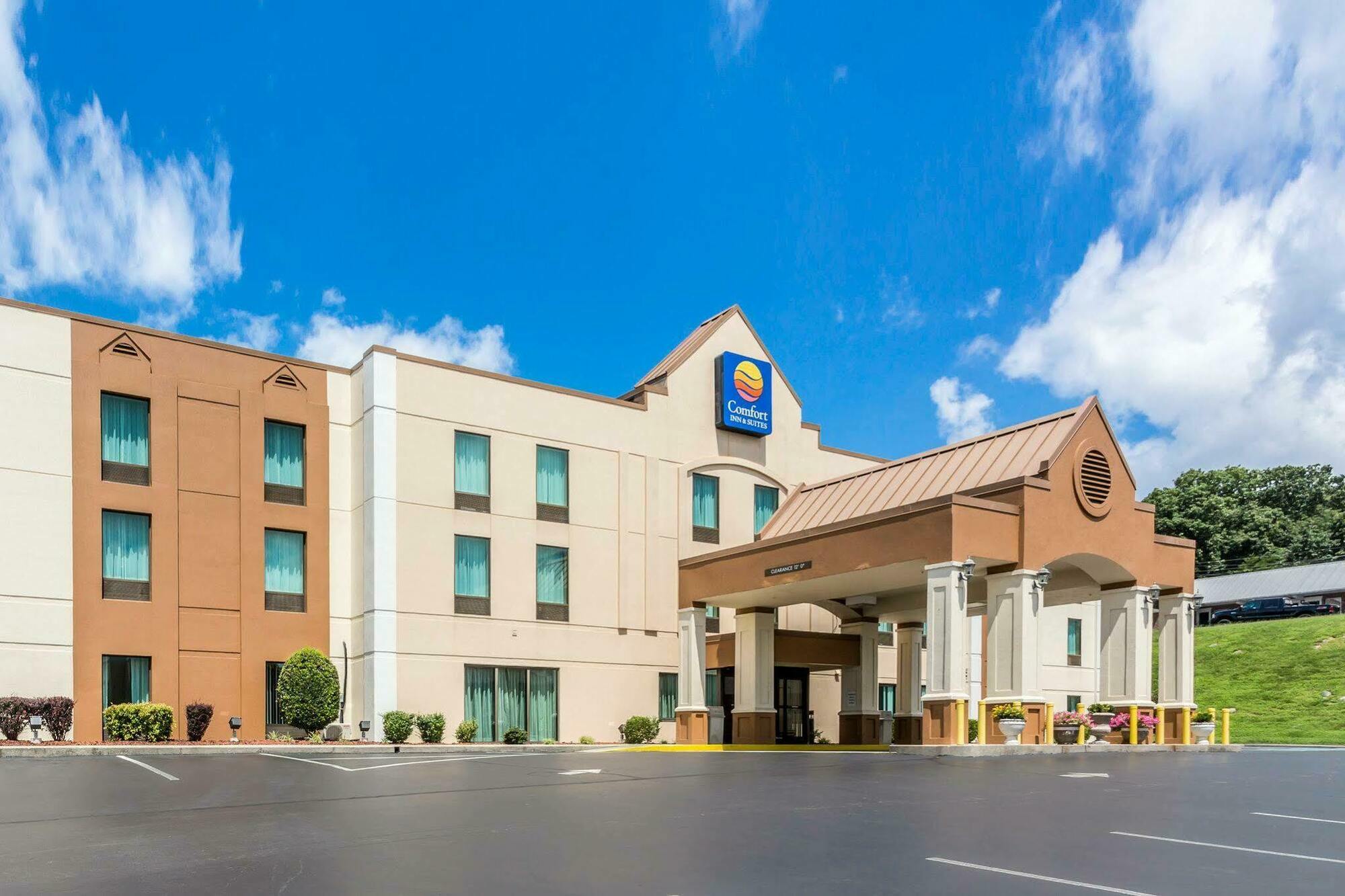 Comfort Inn & Suites Куквілл Екстер'єр фото